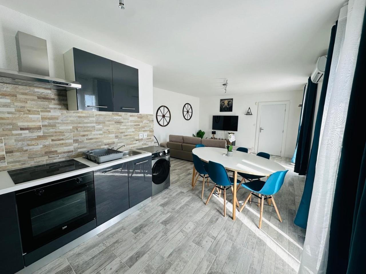 Les Appartements Du Mas - Emeraude Эг-Морт Экстерьер фото